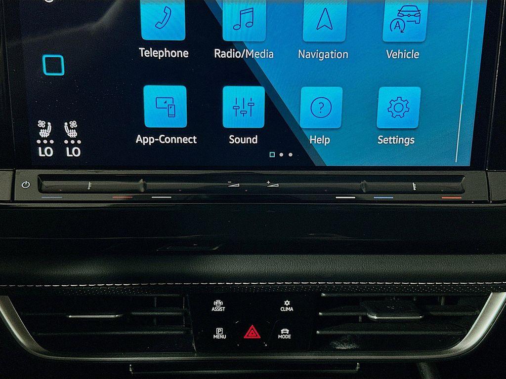 used 2025 Volkswagen Atlas car, priced at $30,222