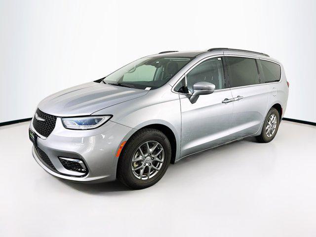 used 2021 Chrysler Pacifica car, priced at $22,987