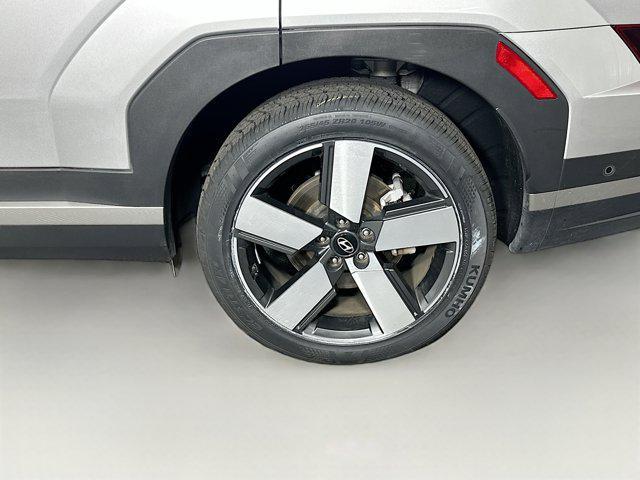 used 2024 Hyundai Santa Fe car, priced at $29,822