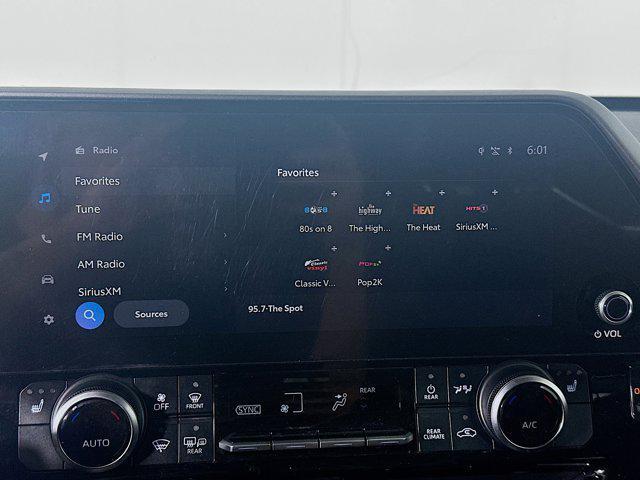 used 2023 Toyota Highlander car, priced at $31,987