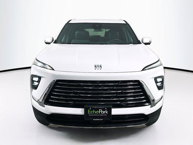 used 2025 Buick Enclave car, priced at $32,487