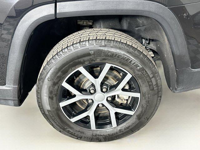 used 2024 Jeep Grand Cherokee L car, priced at $31,596