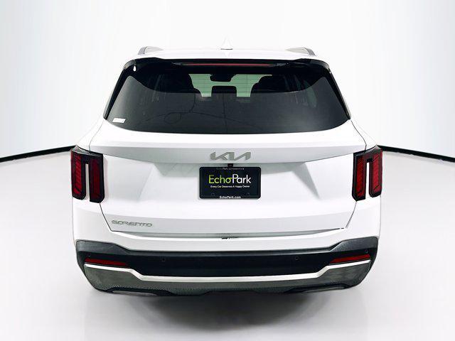 used 2024 Kia Sorento car, priced at $23,987