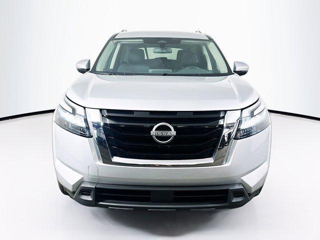 used 2025 Nissan Pathfinder car, priced at $30,422