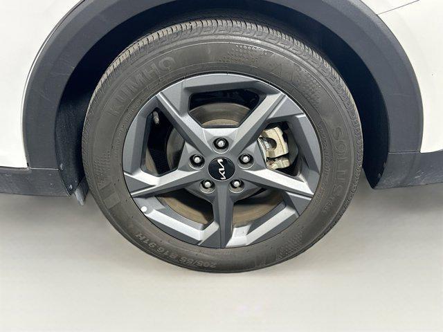 used 2025 Kia K4 car, priced at $16,996