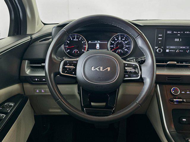 used 2024 Kia Carnival car, priced at $28,987
