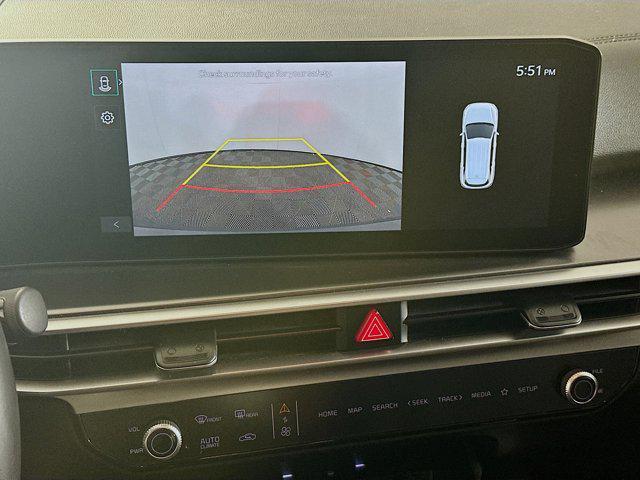 used 2024 Kia Sorento car, priced at $24,987