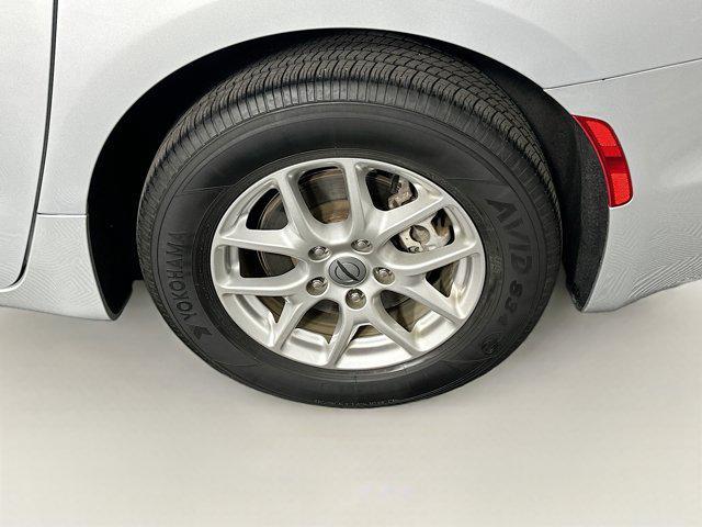 used 2024 Chrysler Pacifica car, priced at $24,997