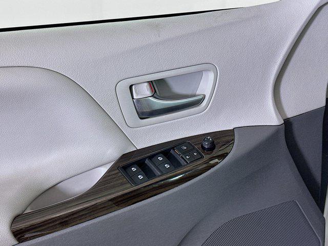 used 2020 Toyota Sienna car, priced at $22,222