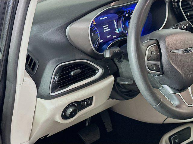 used 2023 Chrysler Pacifica car, priced at $21,996