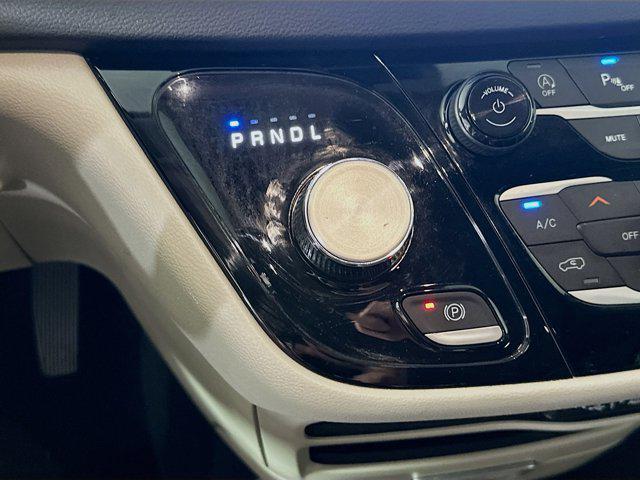 used 2023 Chrysler Pacifica car, priced at $21,996