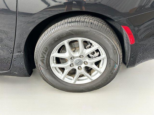 used 2023 Chrysler Pacifica car, priced at $21,996