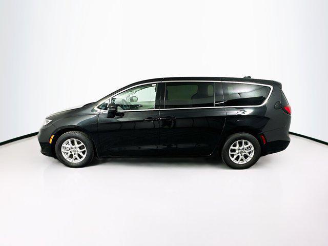 used 2023 Chrysler Pacifica car, priced at $21,996