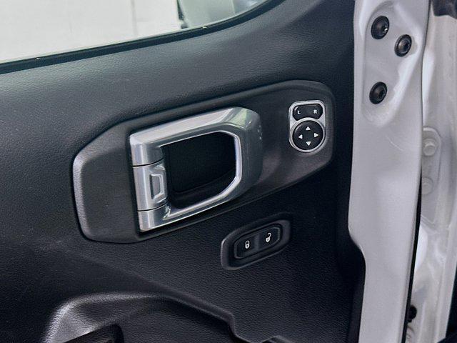 used 2021 Jeep Wrangler Unlimited car, priced at $26,487