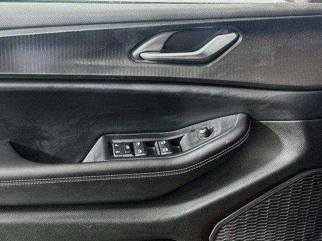 used 2023 Jeep Grand Cherokee L car, priced at $25,922