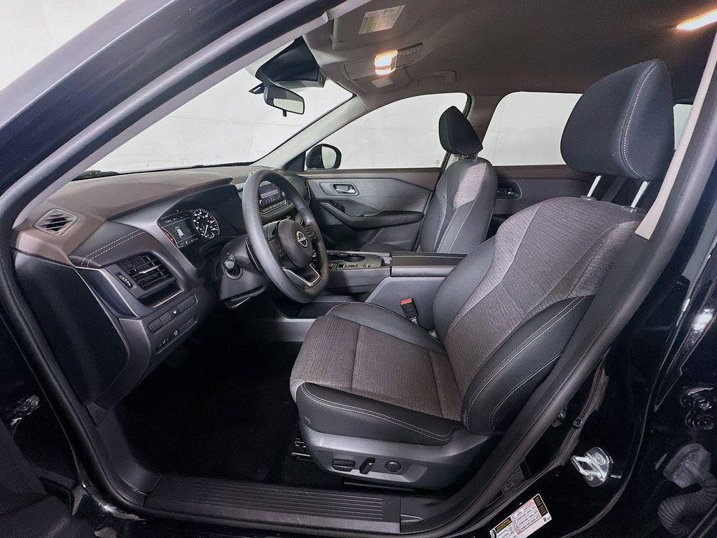 used 2023 Nissan Rogue car, priced at $22,221