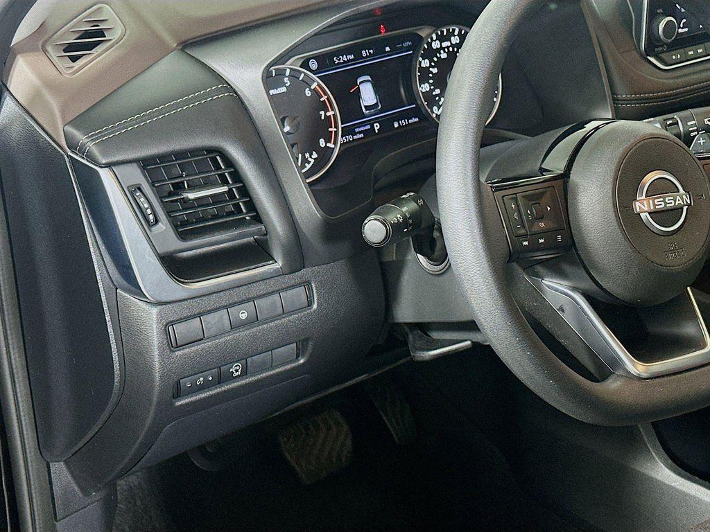 used 2023 Nissan Rogue car, priced at $22,221