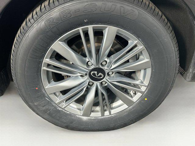 used 2024 INFINITI QX80 car, priced at $38,496