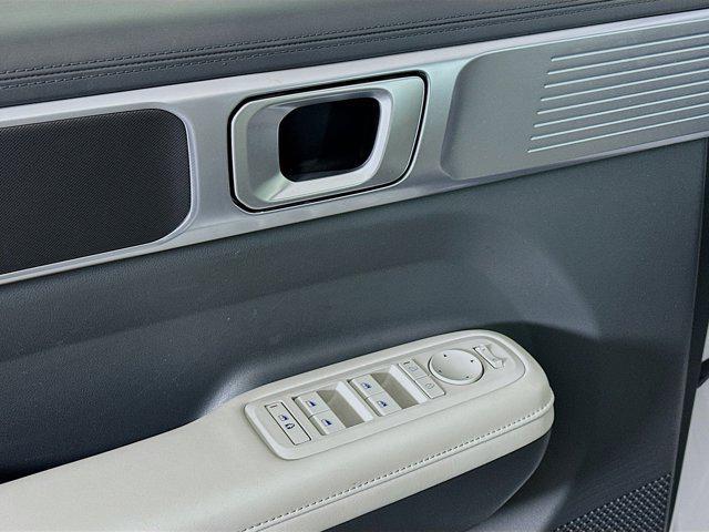 used 2025 Hyundai Santa Fe car, priced at $27,487