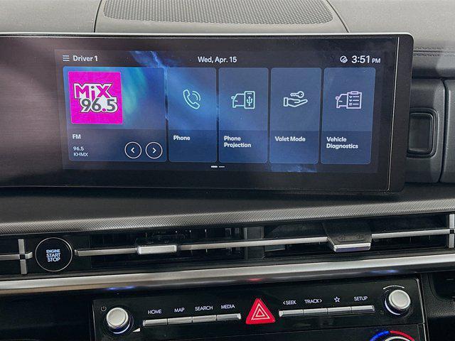 used 2025 Hyundai Santa Fe car, priced at $27,422