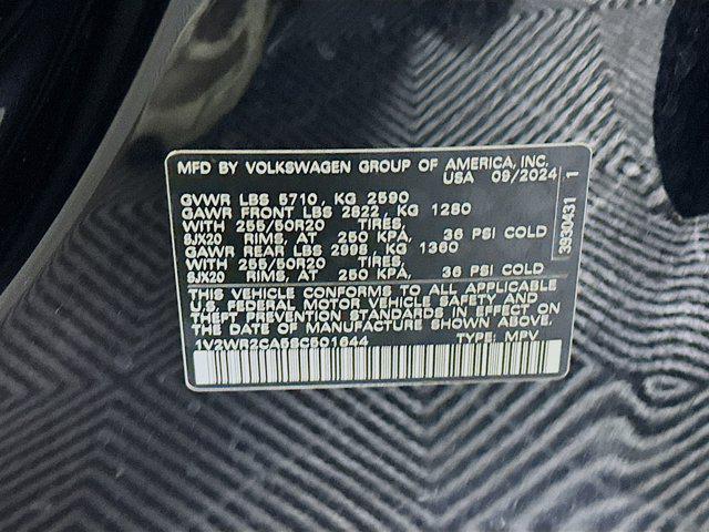 used 2025 Volkswagen Atlas car, priced at $28,987