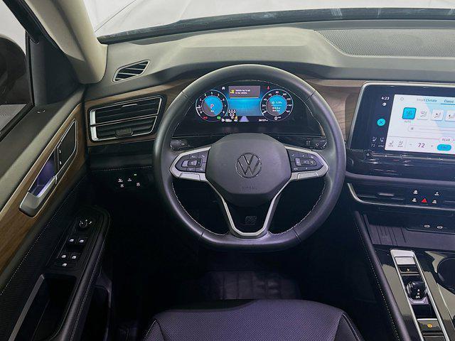 used 2025 Volkswagen Atlas car, priced at $28,987