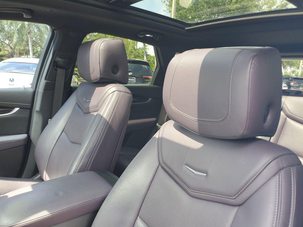 used 2017 Cadillac XT5 car, priced at $14,688
