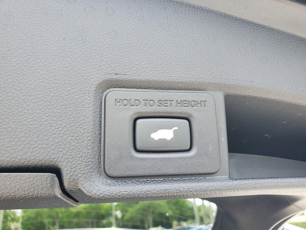 used 2024 Acura RDX car, priced at $40,888