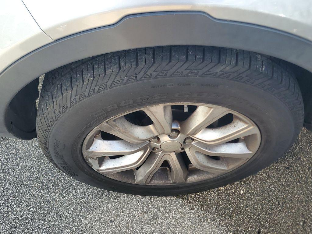 used 2015 Land Rover Range Rover Evoque car, priced at $7,888