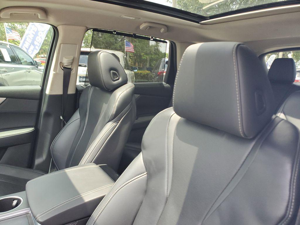 used 2023 Acura MDX car, priced at $36,088