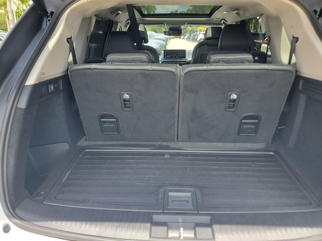 used 2026 Acura MDX car, priced at $47,888