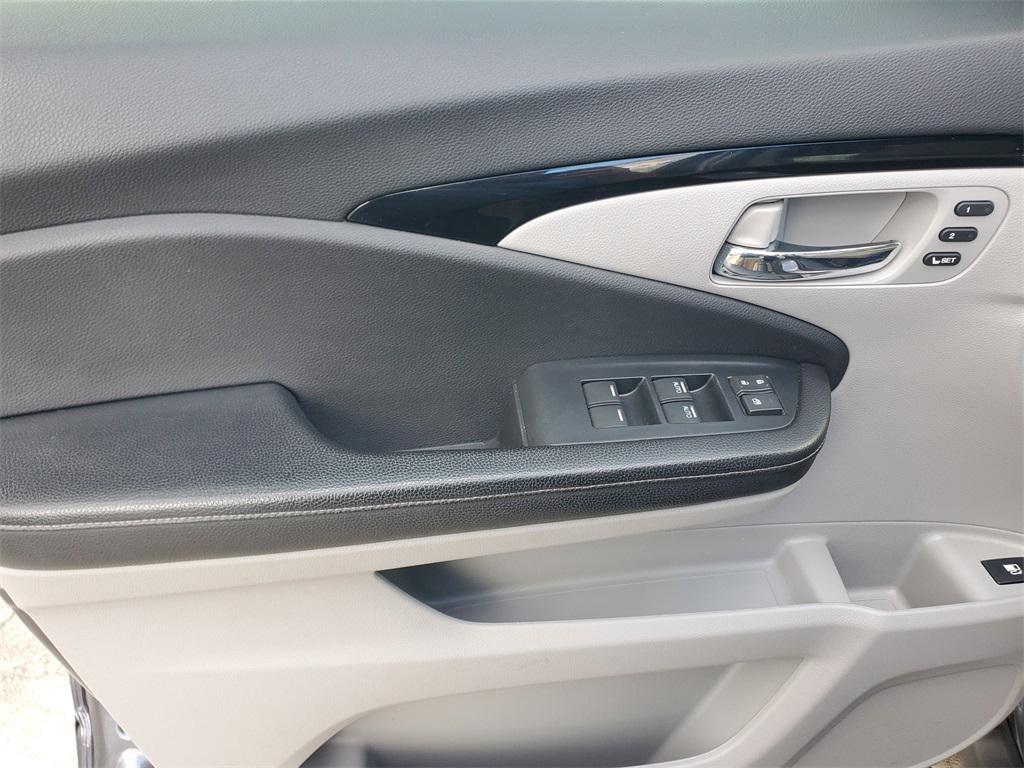 used 2020 Honda Ridgeline car, priced at $25,888