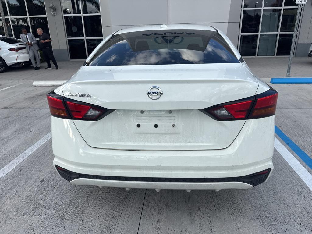 used 2020 Nissan Altima car