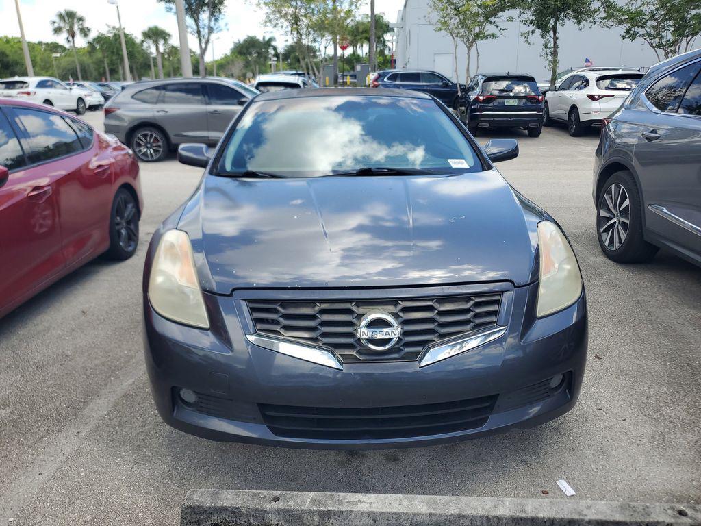 used 2009 Nissan Altima car, priced at $5,388