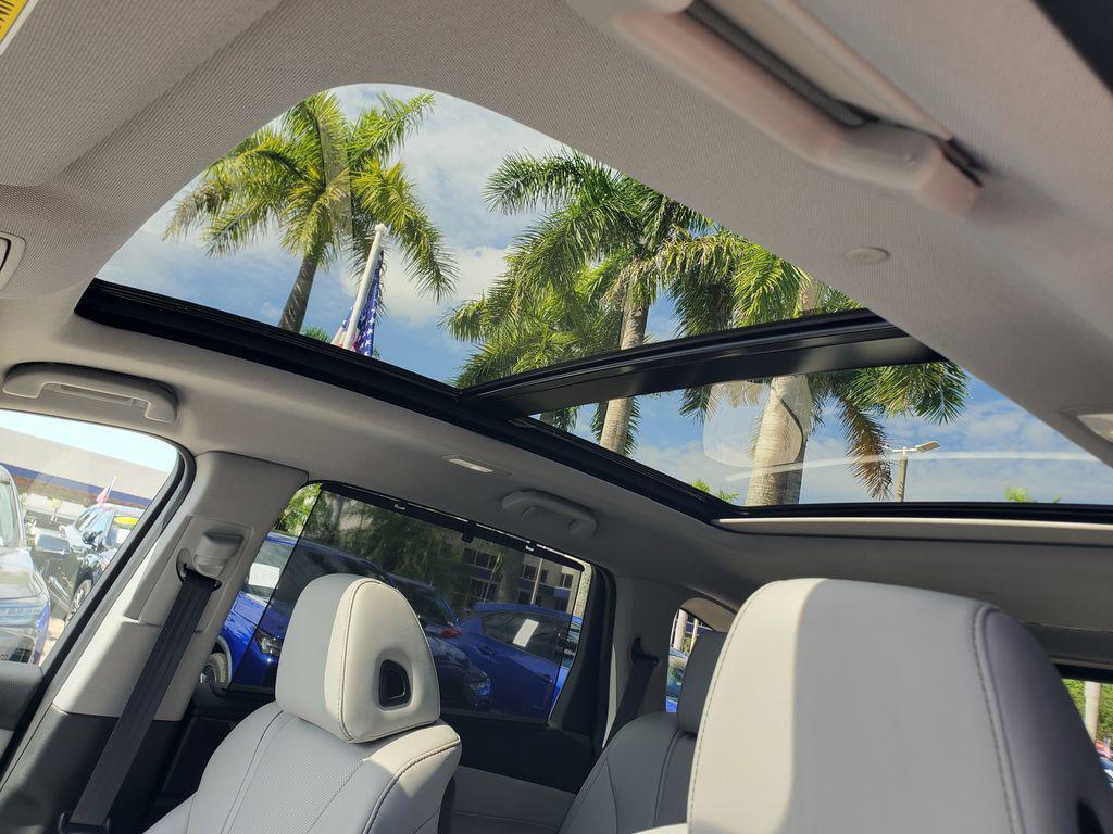 used 2024 Acura MDX car, priced at $42,286