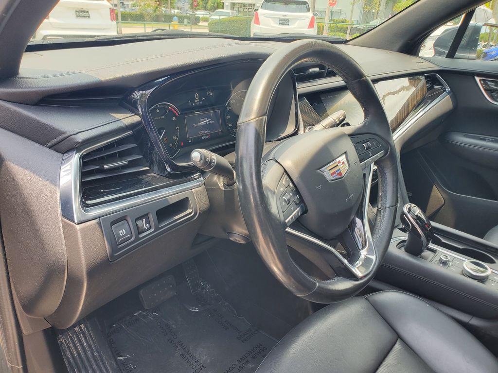 used 2020 Cadillac XT6 car, priced at $20,688