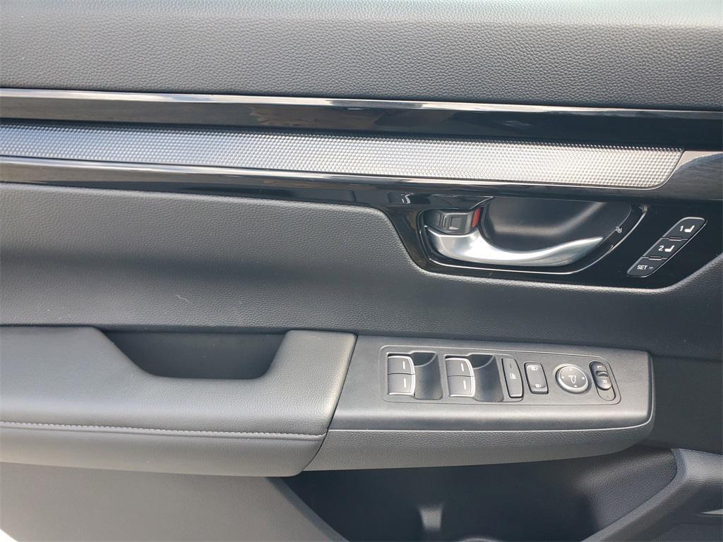 used 2023 Honda CR-V car, priced at $25,988