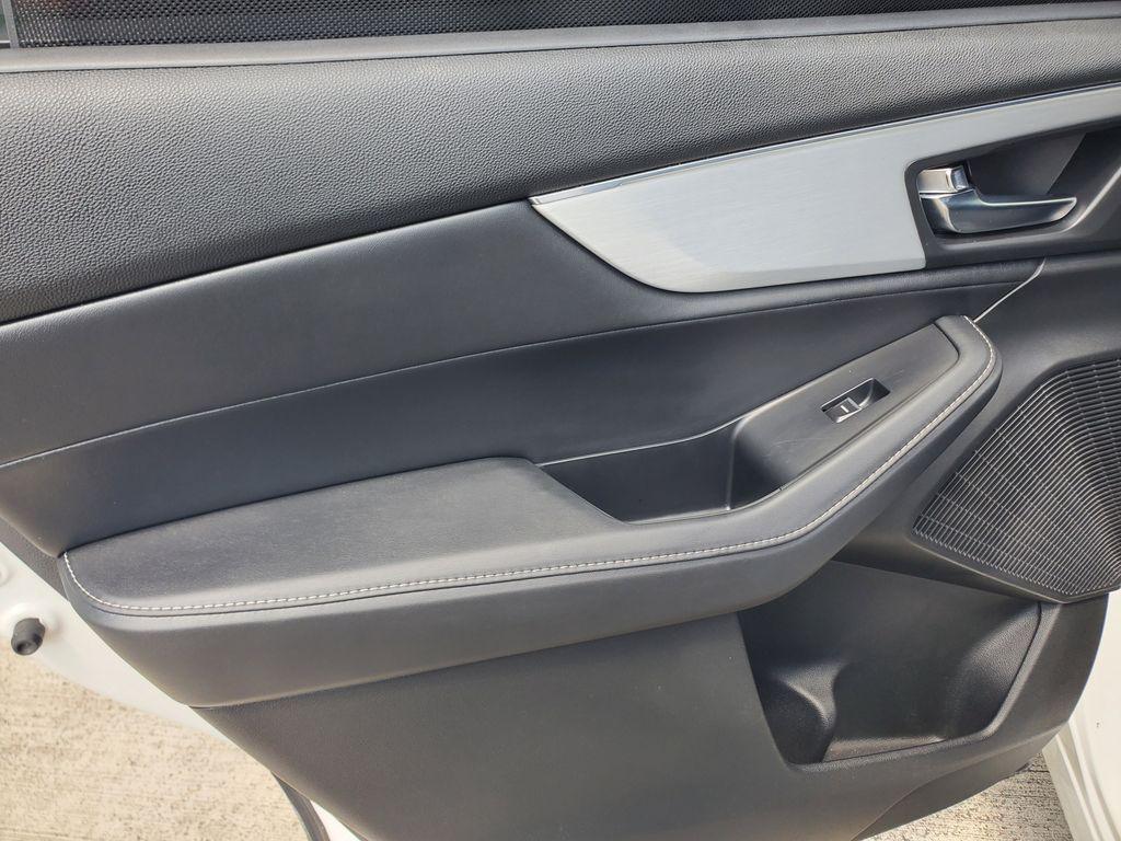 used 2023 Acura MDX car, priced at $31,088