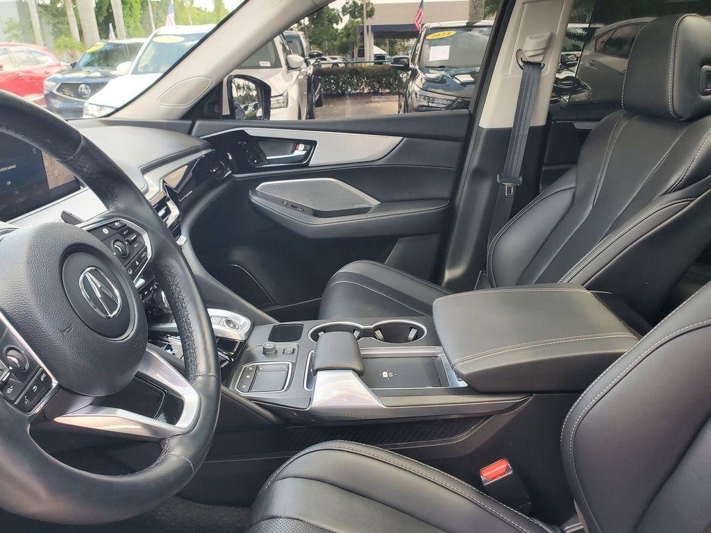 used 2023 Acura MDX car, priced at $31,088