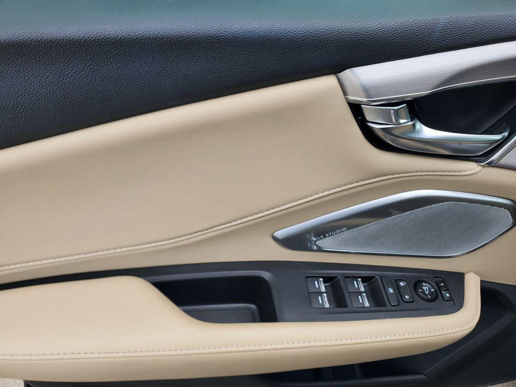 used 2023 Acura RDX car, priced at $31,188