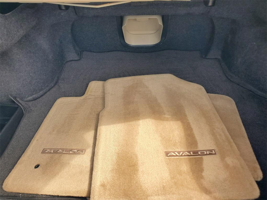 used 2005 Toyota Avalon car, priced at $3,888