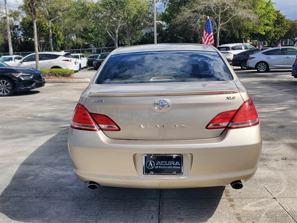 used 2005 Toyota Avalon car, priced at $3,888
