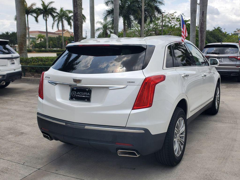 used 2019 Cadillac XT5 car, priced at $21,388