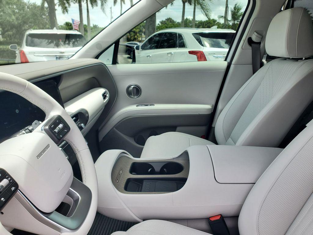 used 2026 Hyundai Palisade car, priced at $39,188