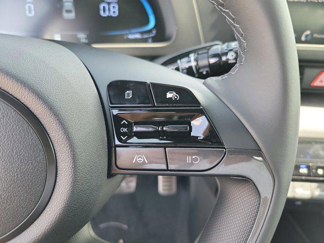 new 2025 Hyundai Elantra car, priced at $20,102