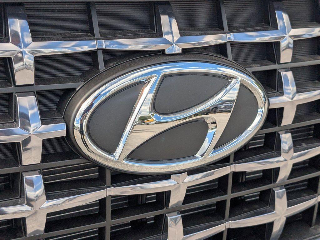 new 2026 Hyundai Venue car, priced at $26,178