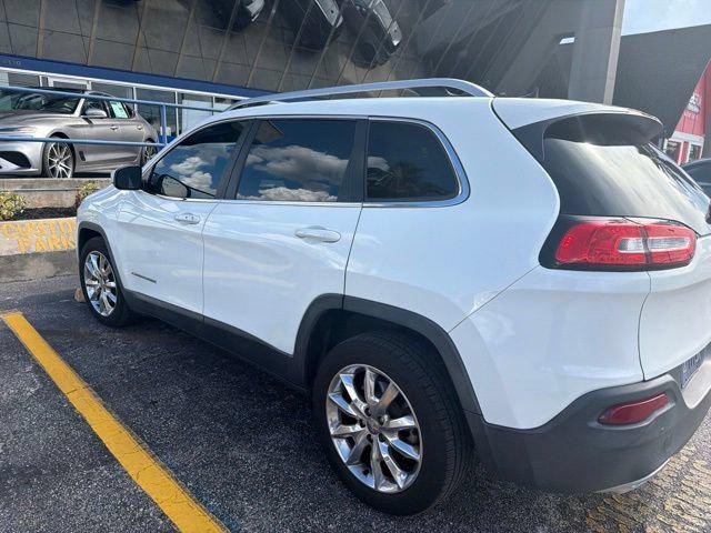 used 2016 Jeep Cherokee car, priced at $11,484
