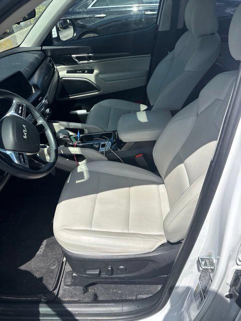 used 2024 Kia Telluride car, priced at $34,321
