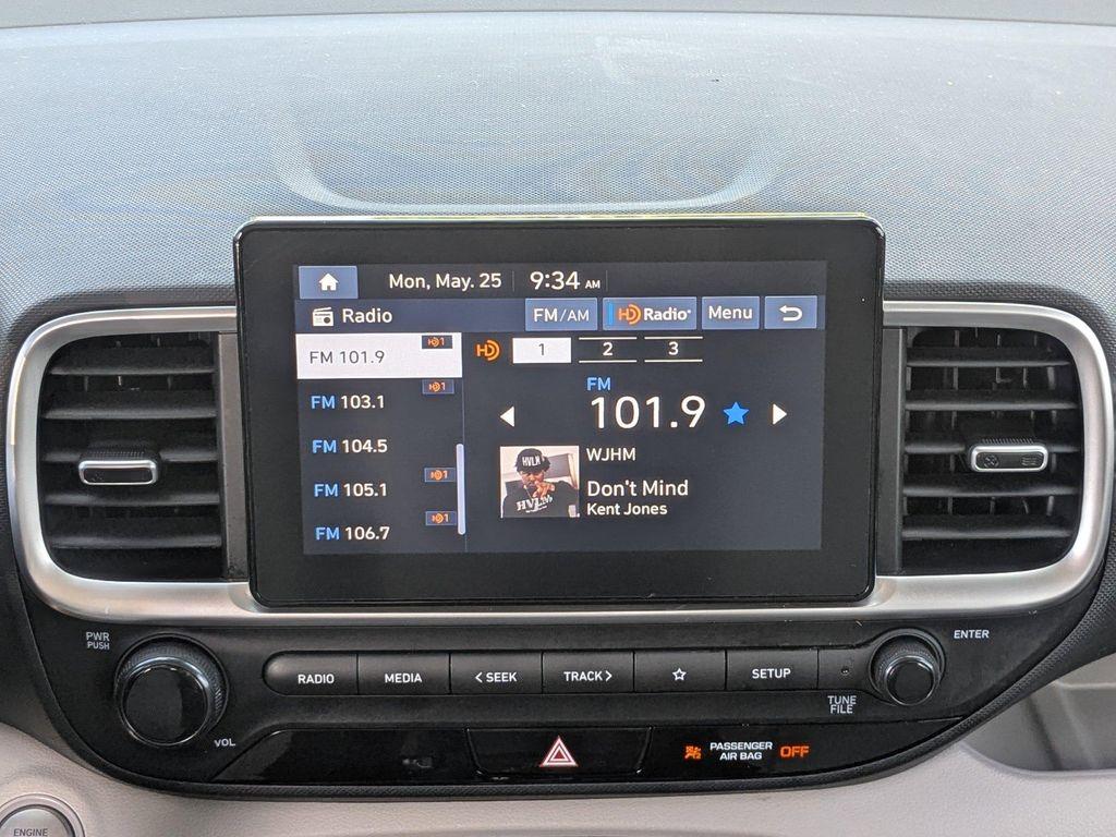 used 2025 Hyundai Venue car, priced at $18,788