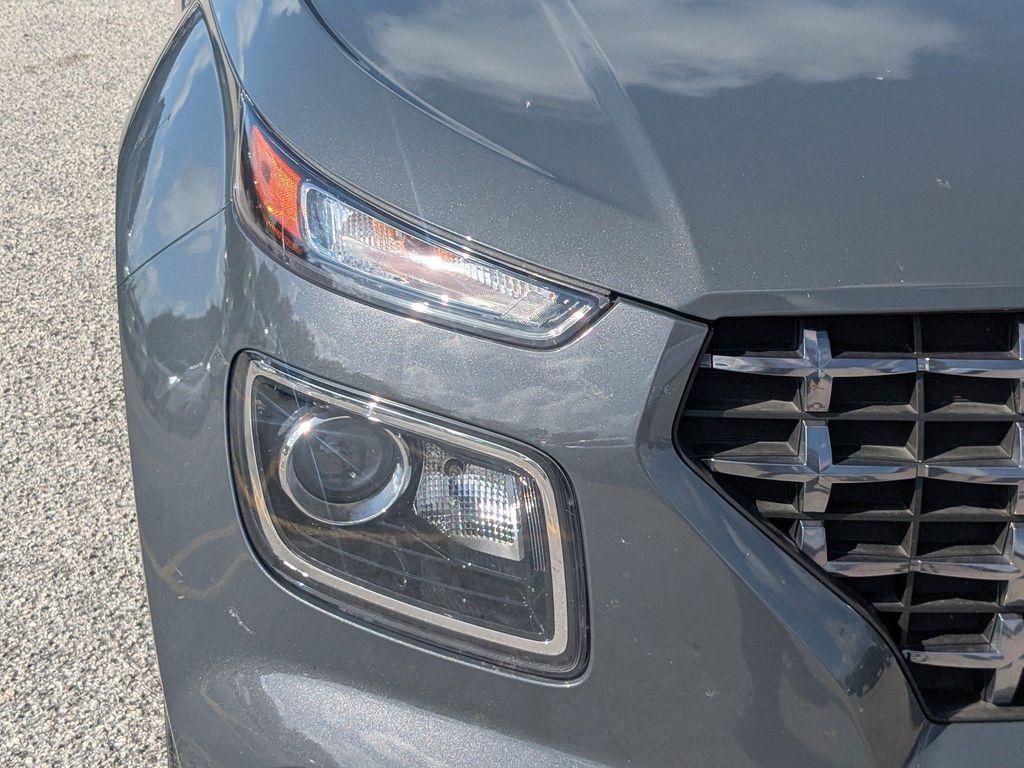 used 2025 Hyundai Venue car, priced at $18,788
